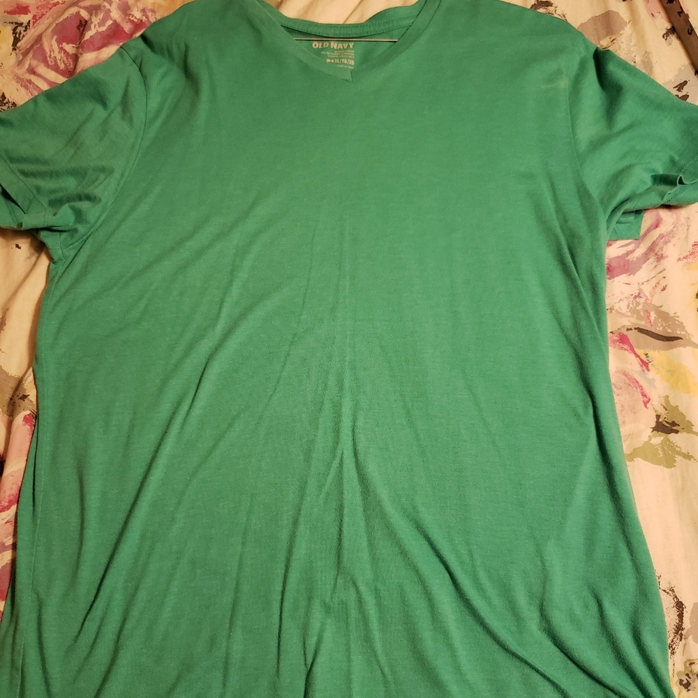 Mens Old Navy V neck